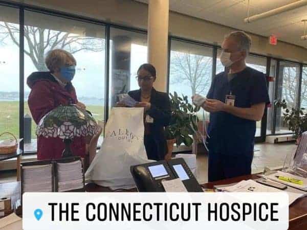 Connecticut Hospice staff receive donation of masks from a community member