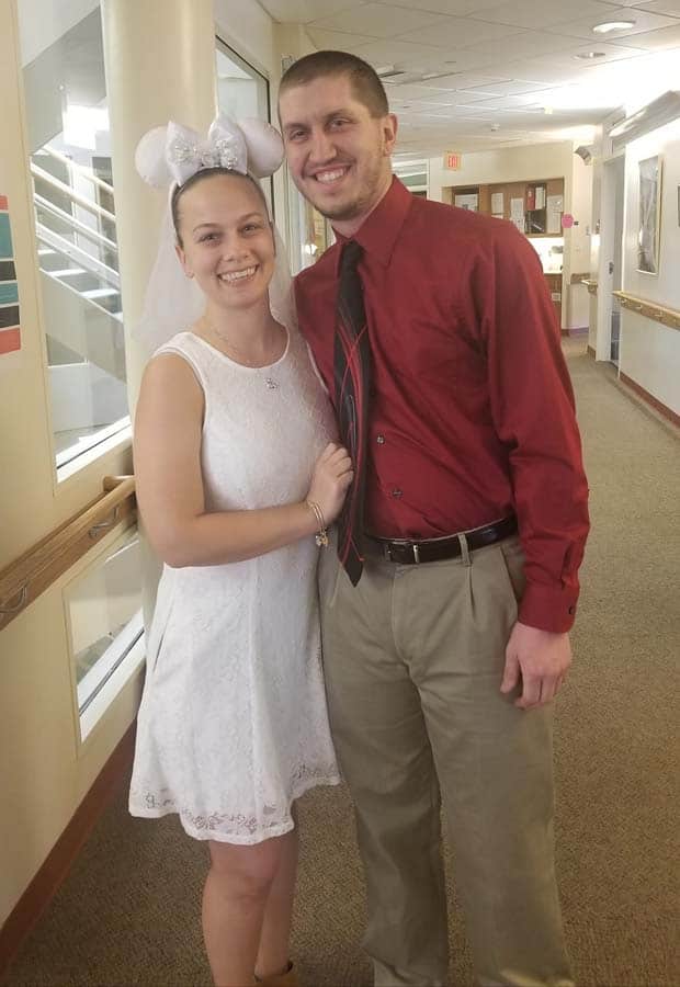Hospice family holds wedding